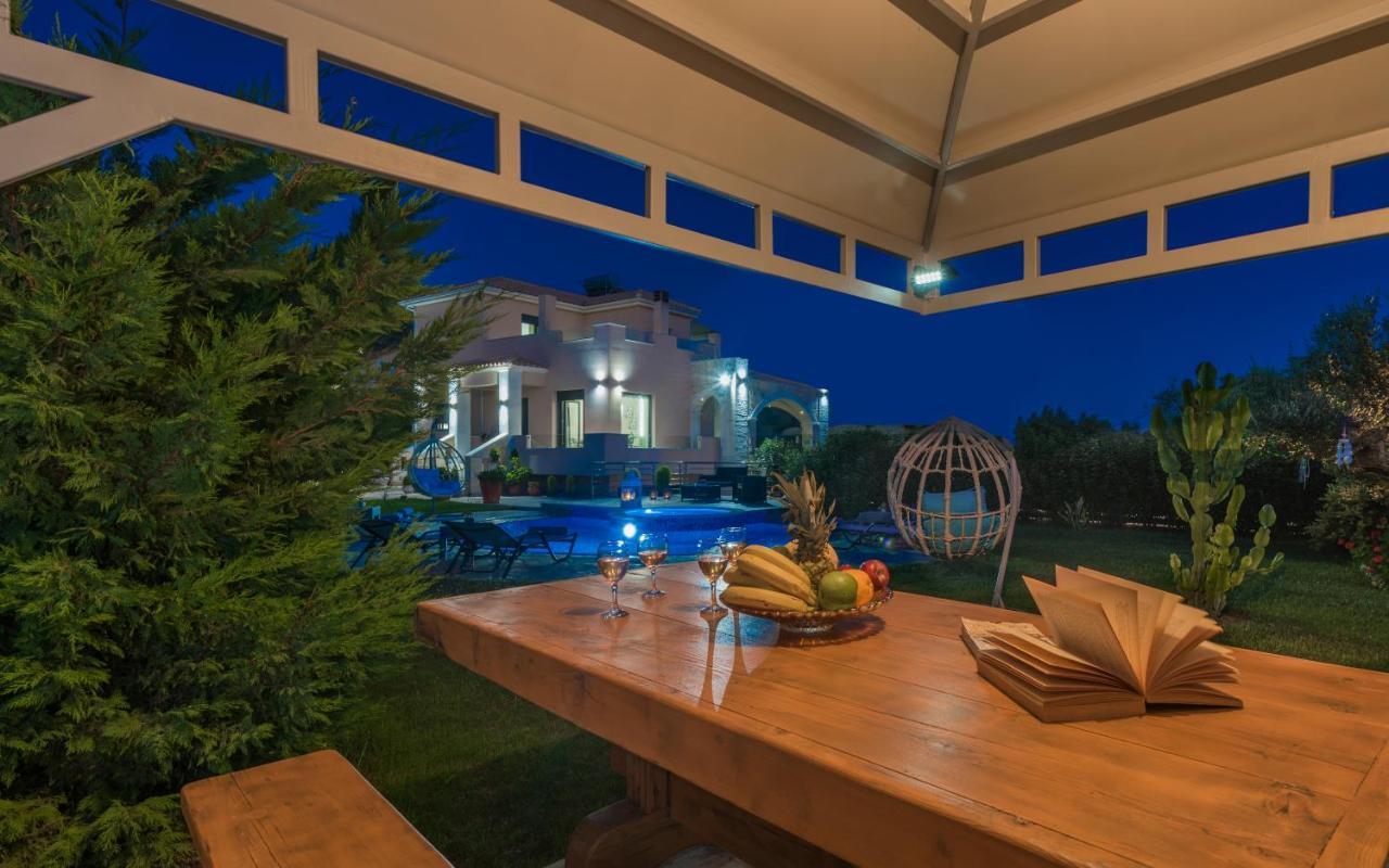 Romanza Luxury Villa Kalamákion Exterior foto